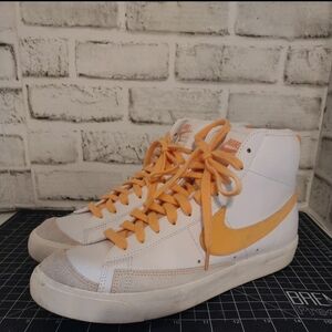 Nike Blazer Mid '77 Vintage White Peach FD0287 100 Womens Size 11 EUC